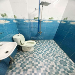 Nhà thuê Gò Dầu. Quận Tân Phú (3pn, 4wc) hẻm xe hơi. Dtsd 252m2