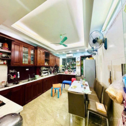 CHO THUÊ NHÀ MẶT PHỐ MỄ TRÌ HẠ – NAM TỪ LIÊM- OTO ĐỖ CỬA- 60M- 5 TẦNG