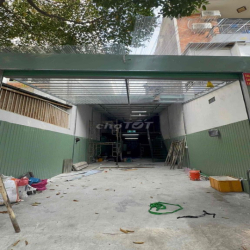 Cho thuê  ho Mới Xây Đặng Thùy Trâm 120m2 Gần ĐH Văn Lang Giá 20Tr