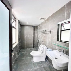 Cho thuê phòng trọ 215 Định Công giá 4.5 triệu