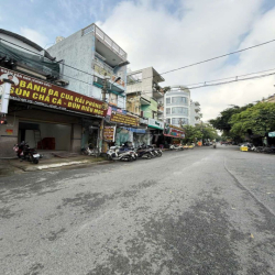 MB kinh doanh ngay chợ Căn Cứ, có gác, Toilet riêng