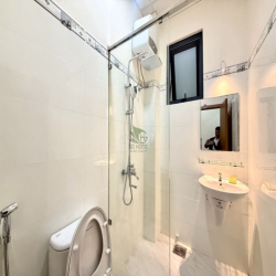 CHO THUÊ NHÀ 3 PHÒNG CĂN HỘ MỚI XÂY KHU VĨNH PHƯỚC GIÁ 21 TRIỆU/ THÁNG