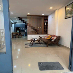 nhà nguyễn kiệm gần phú nhuận, bv175, sân bay