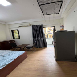 Cho thuê CHDV full nội thất mặt tiền Hoa Sữa Phú Nhuận.