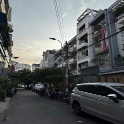 🏡CHO THUÊ NHÀ PHỐ LIỀN KỀ HẺM 8M  :GIÁ 18tr🍓4pn 5vc + sân thượng