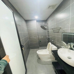Cho thuê nhà Cổ Linh, 33m x 5 tầng, ô tô, nhà mới, đầy đủ nội thất