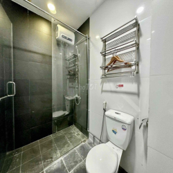 Thang Máy - Hầm Xe - Studio Cửa Sổ - 35m2 -Ngay Vòng Xoay Ngô Gia Tự