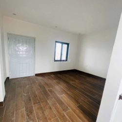 Cho thuê nhà Cổ Linh, 33m x 5 tầng, ô tô, nhà mới, đầy đủ nội thất