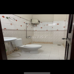 Cho thuê nhà nguyên căn mặt tiền