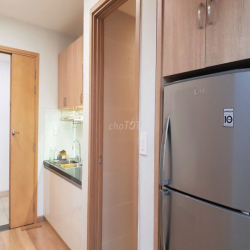 Cho thuê căn hộ Charmington. DT: 44m2, Officetel, 1WC, 15tr/th