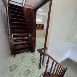 Nhà ở Trung Tâm HCM, 3 tầng, đường Nguyễn Công Trứ, Quận 1