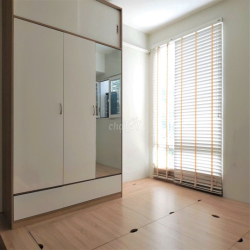 Cho thuê căn hộ Charmington. DT: 44m2, Officetel, 1WC, 15tr/th