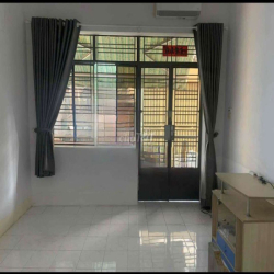 Cho thuê nhà nguyên căn.Đường Trần Quốc Thảo. Phường Võ Thị Sáu. Q3