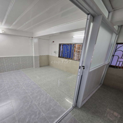 Nhà ở Trung Tâm HCM, 3 tầng, đường Nguyễn Công Trứ, Quận 1