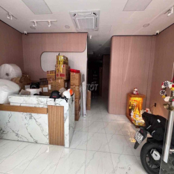 CHO THUÊ NHÀ VIEW KÍNH HXH SƯ VẠN HẠNH Q10