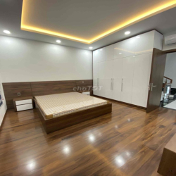NHÀ PHỐ LIÊN PHƯỜNG ĐẸP 1T2L 6*18 3PN FULL NỘI THẤT ĐẸP GẦN CAO TỐC