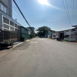 Nhà cấp4-4x20m P, An Khánh, đường 12m, giá 17tr/tháng,ở/văn phòng/kho