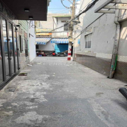 Nhà HXH nguyên căn sạch -đẹp Ngay Chợ Tân Trụ P15