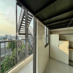 Duplex cửa sổ trời giá rẻ gần ngay đại học IUH cơ sở 3