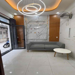 Nhà HXH nguyên căn sạch -đẹp Ngay Chợ Tân Trụ P15