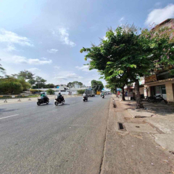 Cho thuê nhà 2 mặt tiền trước – sau số 763 Nguyễn Kiệm, P.3, Gò Vấp.