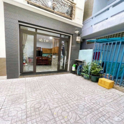 Nhà thuê Trương Định. Quận Tân Bình (2pn,3wc). Dtsd 75m2