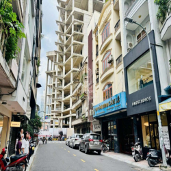 SIÊU PHẨM GA Metro Bến Thành - Diện tích 4x14m, 4TẦNG, 7x Thương Lượng