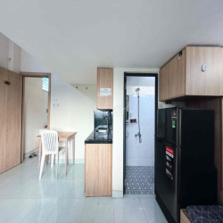 Chính chủ cho thuê phòng gác cao 2mét ngay Vườn Lài, Tân Phú Giá tốt