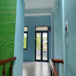 Nhà 2 tầng 3Pn đường Nguyễn Dục, Hoà Quý