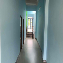 Nhà 2 tầng 3Pn đường Nguyễn Dục, Hoà Quý