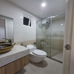 10TR! CHO THUÊ DIAMOND RIVERSIDE Q8 72M2 2PN FULL NT
