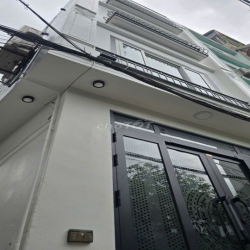 Cho thuê nhà có 5 Tầng *40m2, 2 mặt thoáng, 12tr. 180/25 tây mỗ