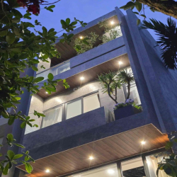 NHÀ ĐẸP MẶT TIỀN TRUNG TÂM GIÁ RẺ NHƯ KIỆT