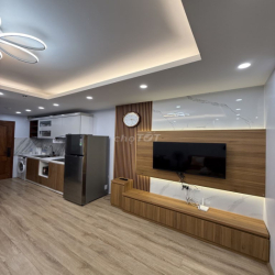CC cho thuê căn hộ mới, nội thất hiện đại ô tô đỗ cửa Vũ Thạnh Đống Đa