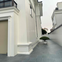 BIỆT THỰ CHHO THUÊ