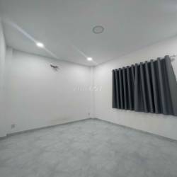 nhà lầu 2pn mới 100% đường số 2 Trường Thọ gần metro Bình Thái