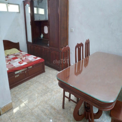 HOMESTAY MÙA THU HÀ NỘI - GẦN NGÃ TƯ SỞ & TÔN THẤT TÙNG