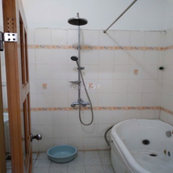 HOMESTAY MÙA THU HÀ NỘI - GẦN NGÃ TƯ SỞ & TÔN THẤT TÙNG