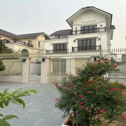 BIỆT THỰ CHHO THUÊ