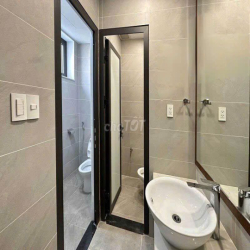 CHO THUÊ TOÀ KHU LAM SƠN PHƯỜNG 2, DIỆN TÍCH 10M X 20M HẦM TRỆT 5LẦU 