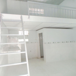 Phòng đẹp 2.6tr – trệt + gác cao – không phí DV,  xe  – vào ở ngay