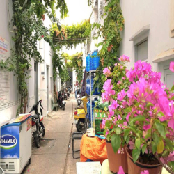 Phòng đẹp 2.6tr – trệt + gác cao – không phí DV,  xe  – vào ở ngay