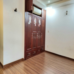 Cần cho thuê nhà HXH 766/6A Cách Mạng Tháng 8 P.5 Q.Tân Bình