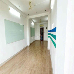 chính chủ cho thuê vp q1 40m2 chỉ 13tr