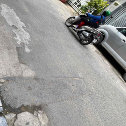 Nguyên căn hxt Ni Sư Huỳnh Liên (4x13m 2 lầu đúc )