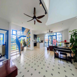 CHO THUÊ VILLA MỚI TINH VIEW BIỂN VÀ NÚI SƠN TRÀ