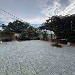 CHO THUÊ MẶT BẰNG SÂN VƯỜN 500M2 NGUYỄN VĂN KHỐI P11