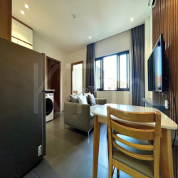 Căn hộ 1PN full nội thất cao cấp ở Quốc Hương gần Cầu Sài Gòn Trần Não