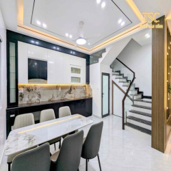 Ngõ 4m ô tô vào tận cửa phố Lạch Tray thông Văn Cao – vị trí quá đẹp