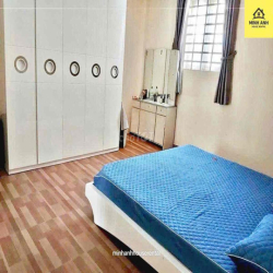 Nhà 3 Lầu mặt tiền Lâm văn Bền đoạn kinh doanh tốt